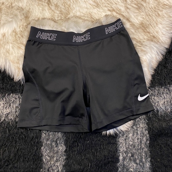 nike black spandex volleyball